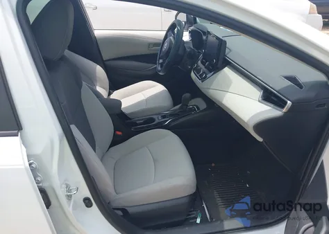 2022 Toyota Corolla Le z USA, uszkodzony, nr VIN 5YFEPMAE6NP371549